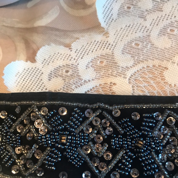 HANDMADE BEADED AND SEQUIN BELT - Picture 12 of 13